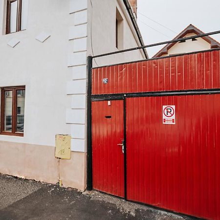 Authentic Old Town Retreat Apartment Сибиу Екстериор снимка